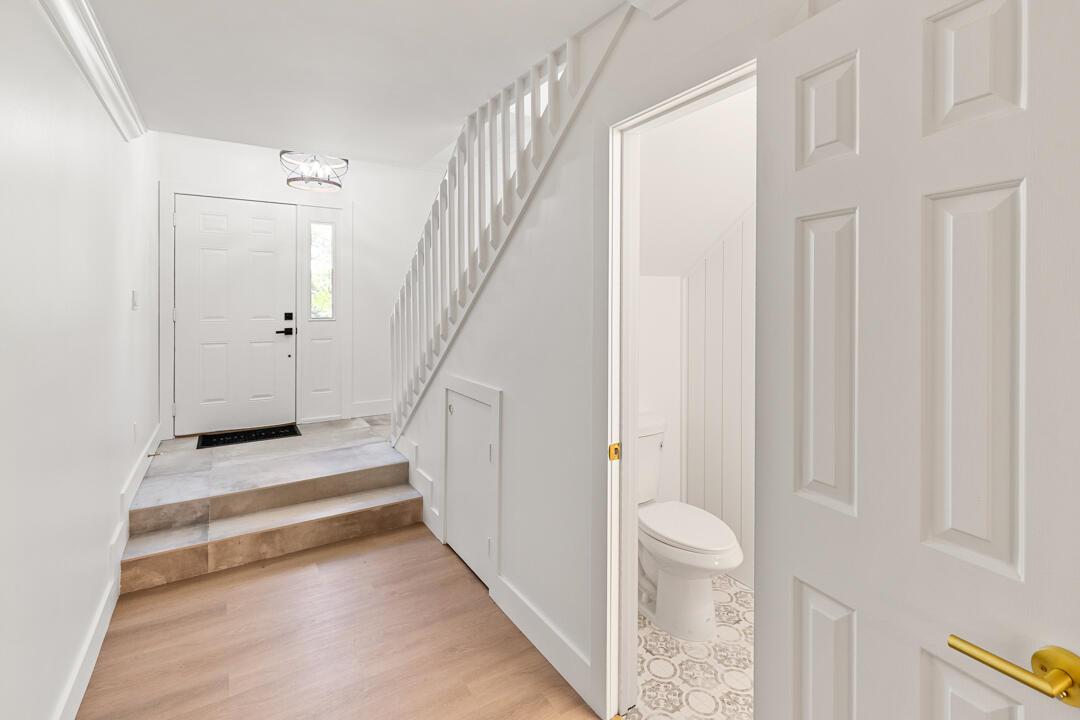 HOLLY CREEK - Residential