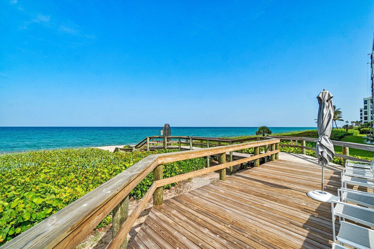 PALM BEACH HAMPTON CONDO - Residential