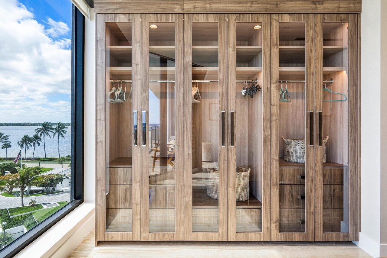 PALM BEACH HAMPTON CONDO - Residential