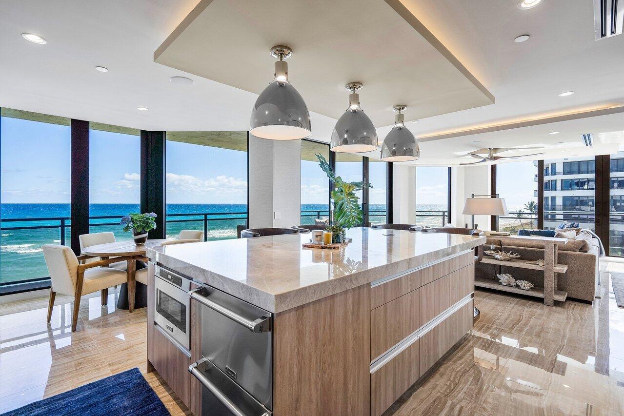 PALM BEACH HAMPTON CONDO - Residential