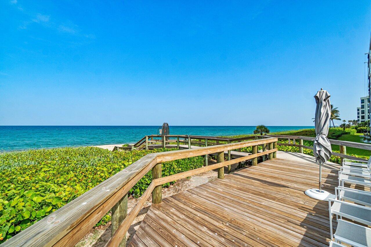 PALM BEACH HAMPTON CONDO - Residential