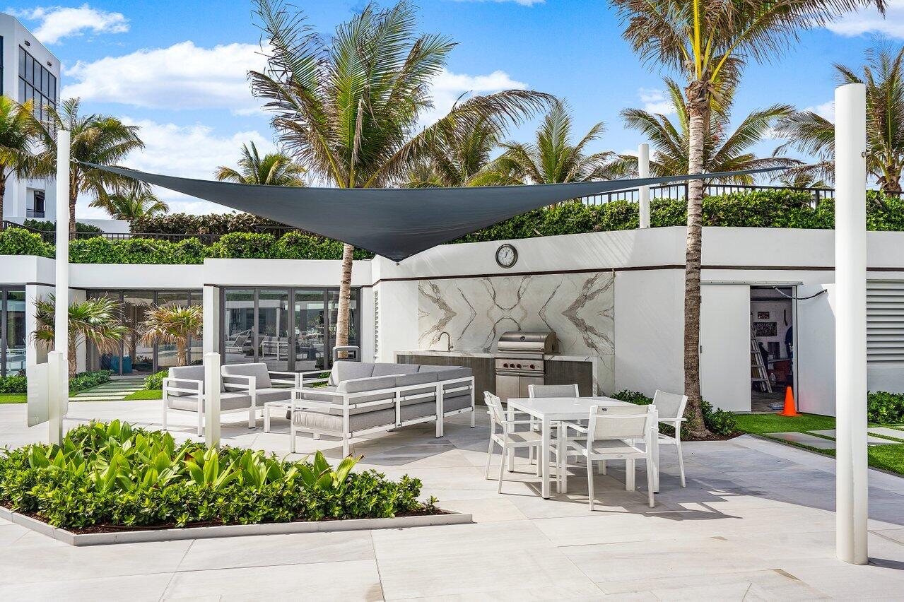 PALM BEACH HAMPTON CONDO - Residential