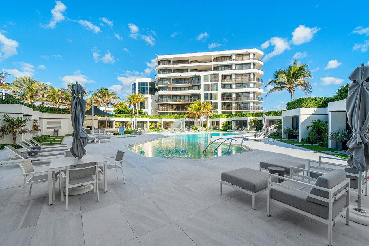 PALM BEACH HAMPTON CONDO - Residential