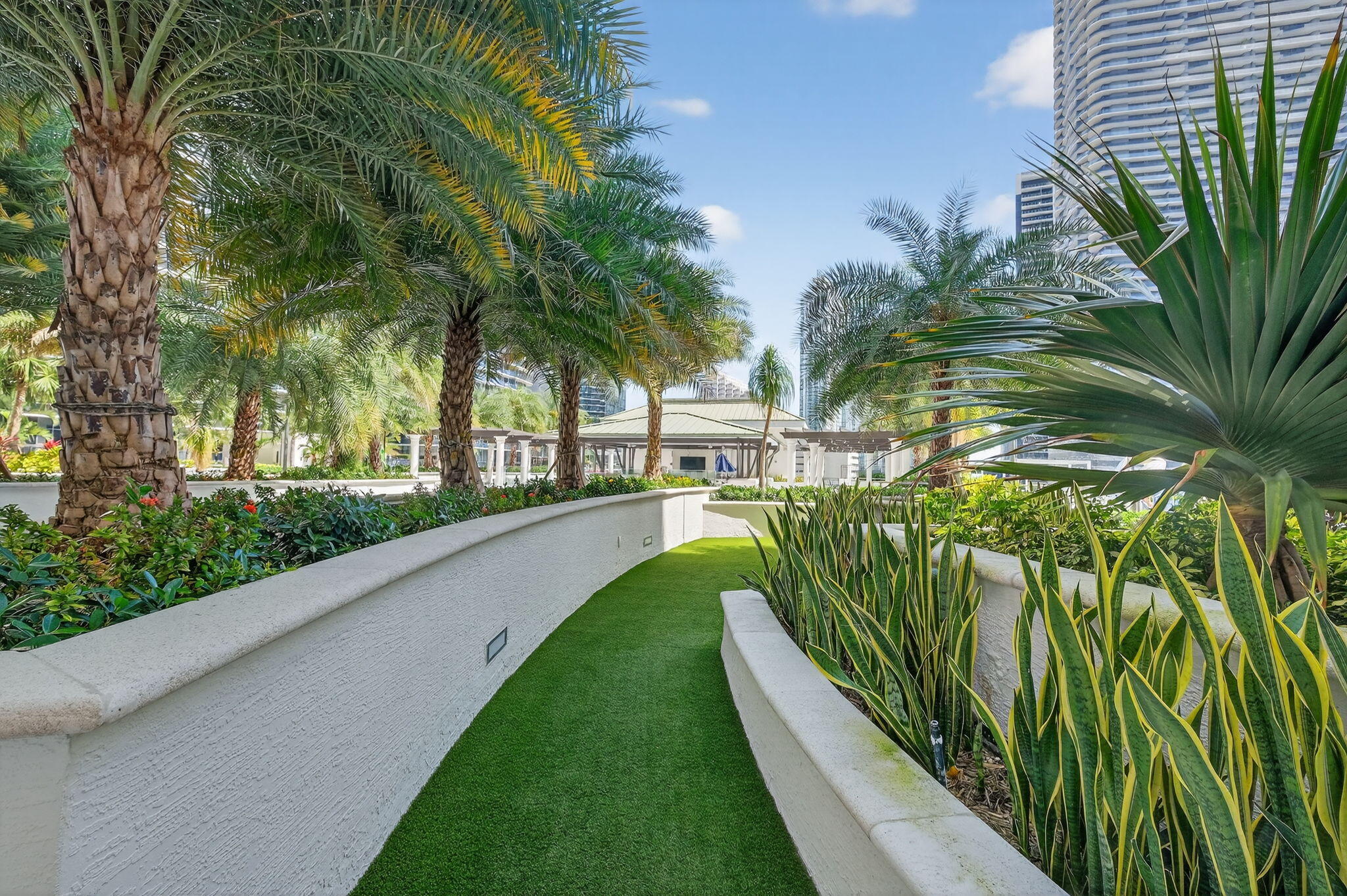 NINE AT MARY BRICKELL VILLAGE - Residential