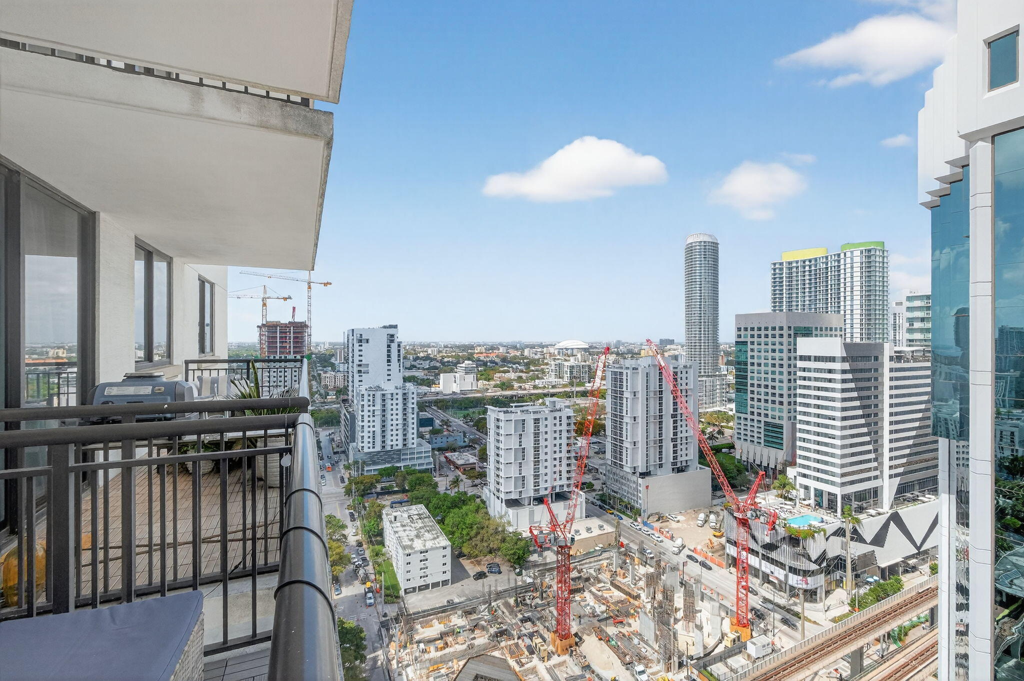 NINE AT MARY BRICKELL VILLAGE - Residential