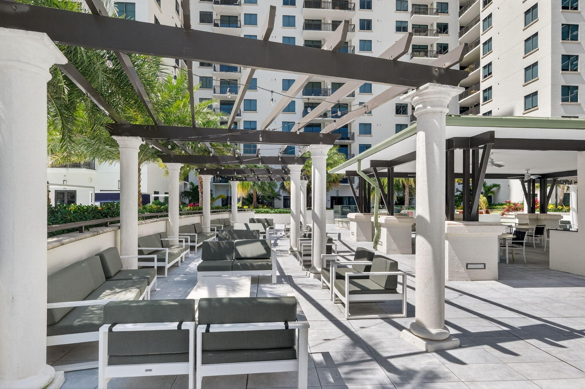 NINE AT MARY BRICKELL VILLAGE - Residential