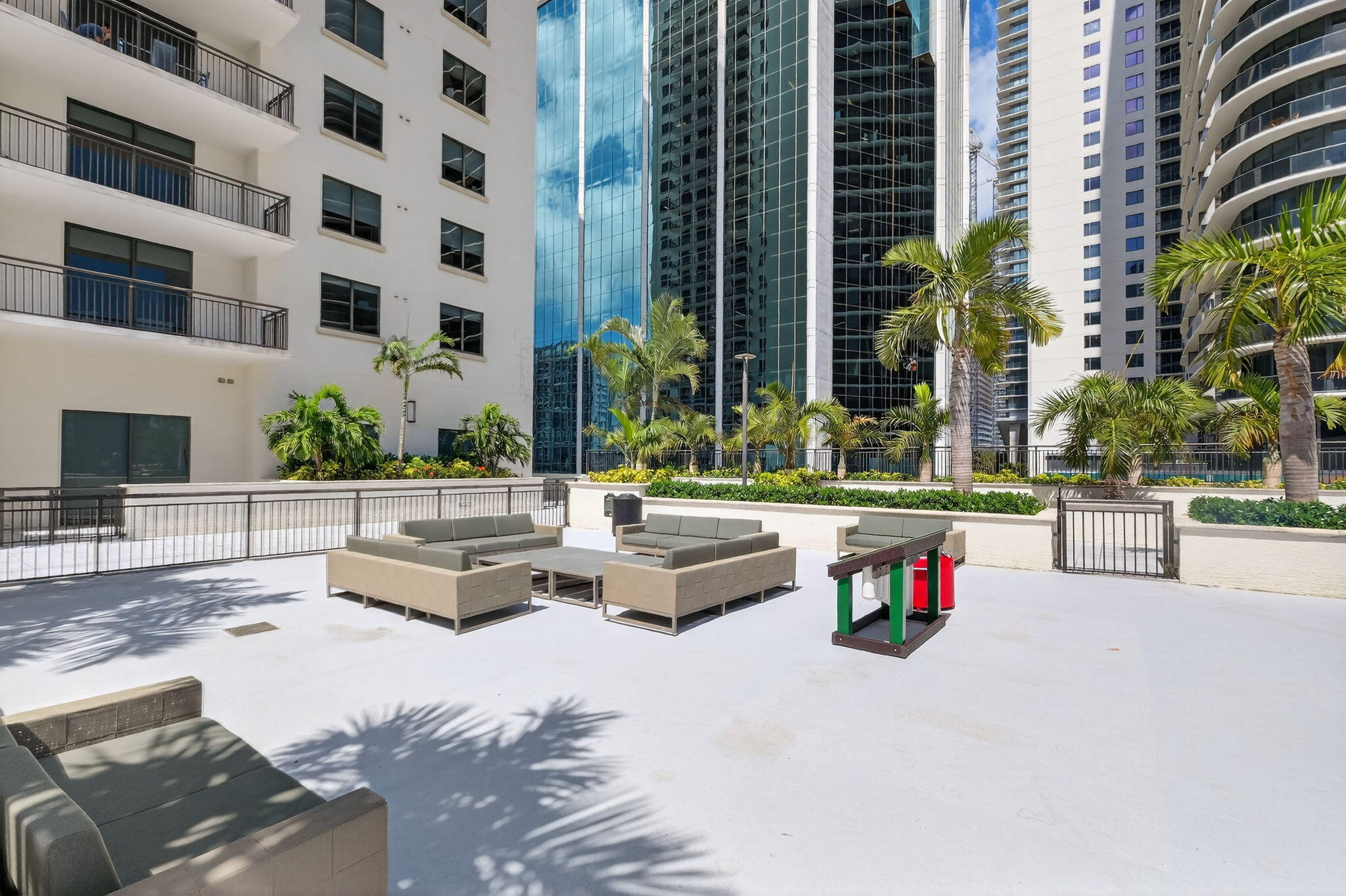 NINE AT MARY BRICKELL VILLAGE - Residential
