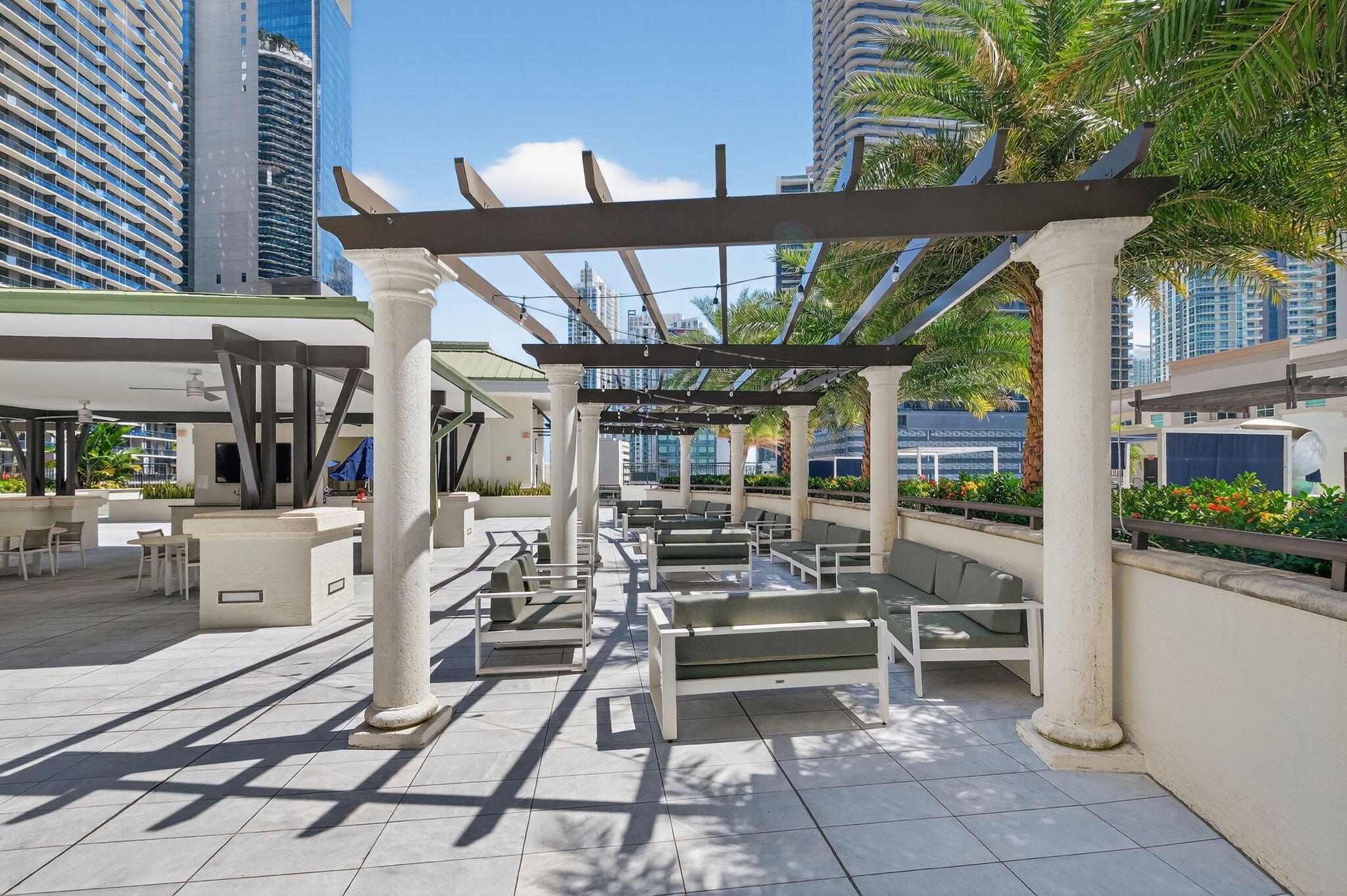 NINE AT MARY BRICKELL VILLAGE - Residential