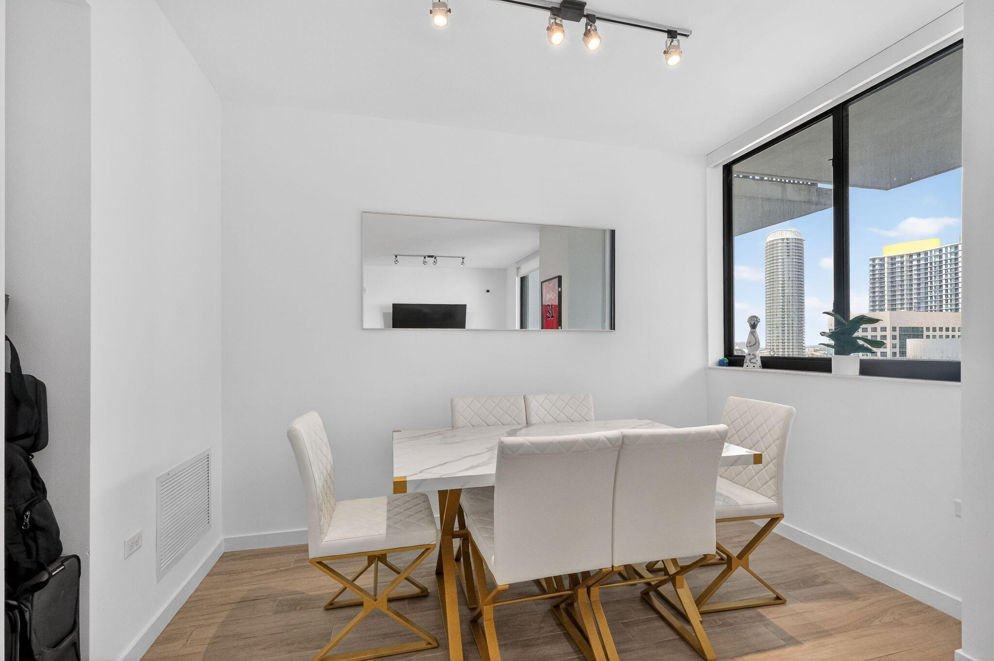 NINE AT MARY BRICKELL VILLAGE - Residential
