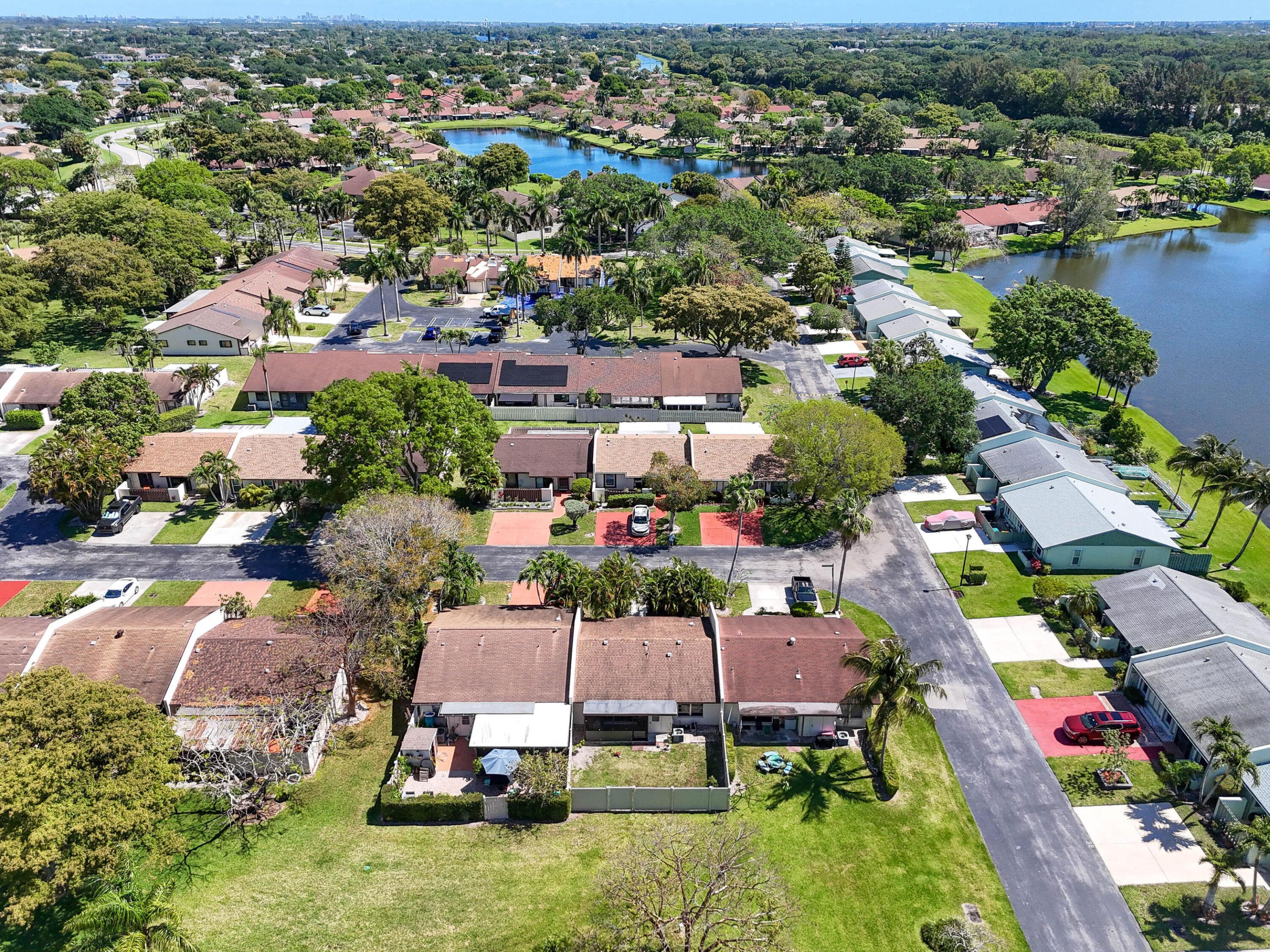 BOYNTON LAKES 1 - Residential