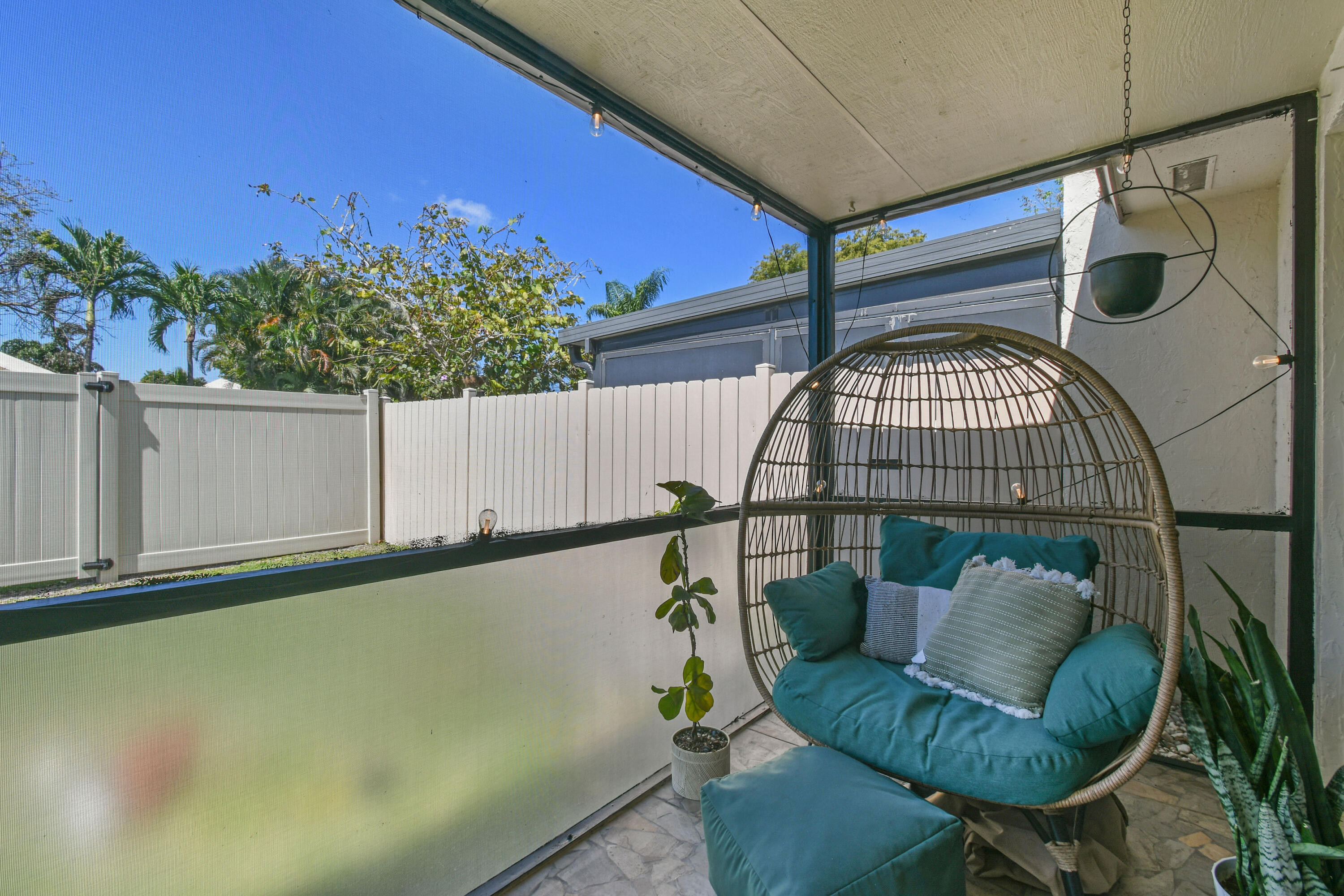 BOYNTON LAKES 1 - Residential