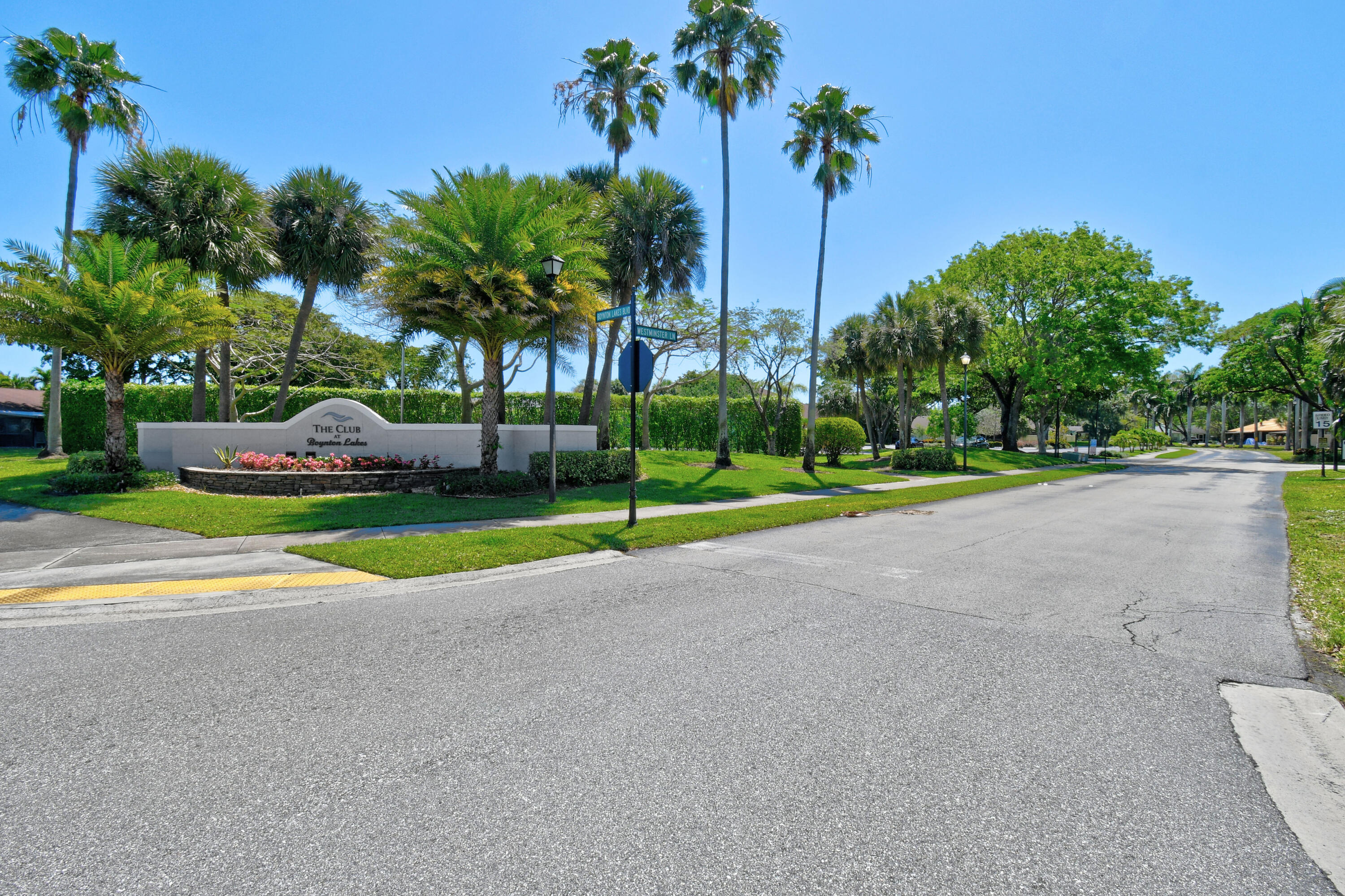 BOYNTON LAKES 1 - Residential