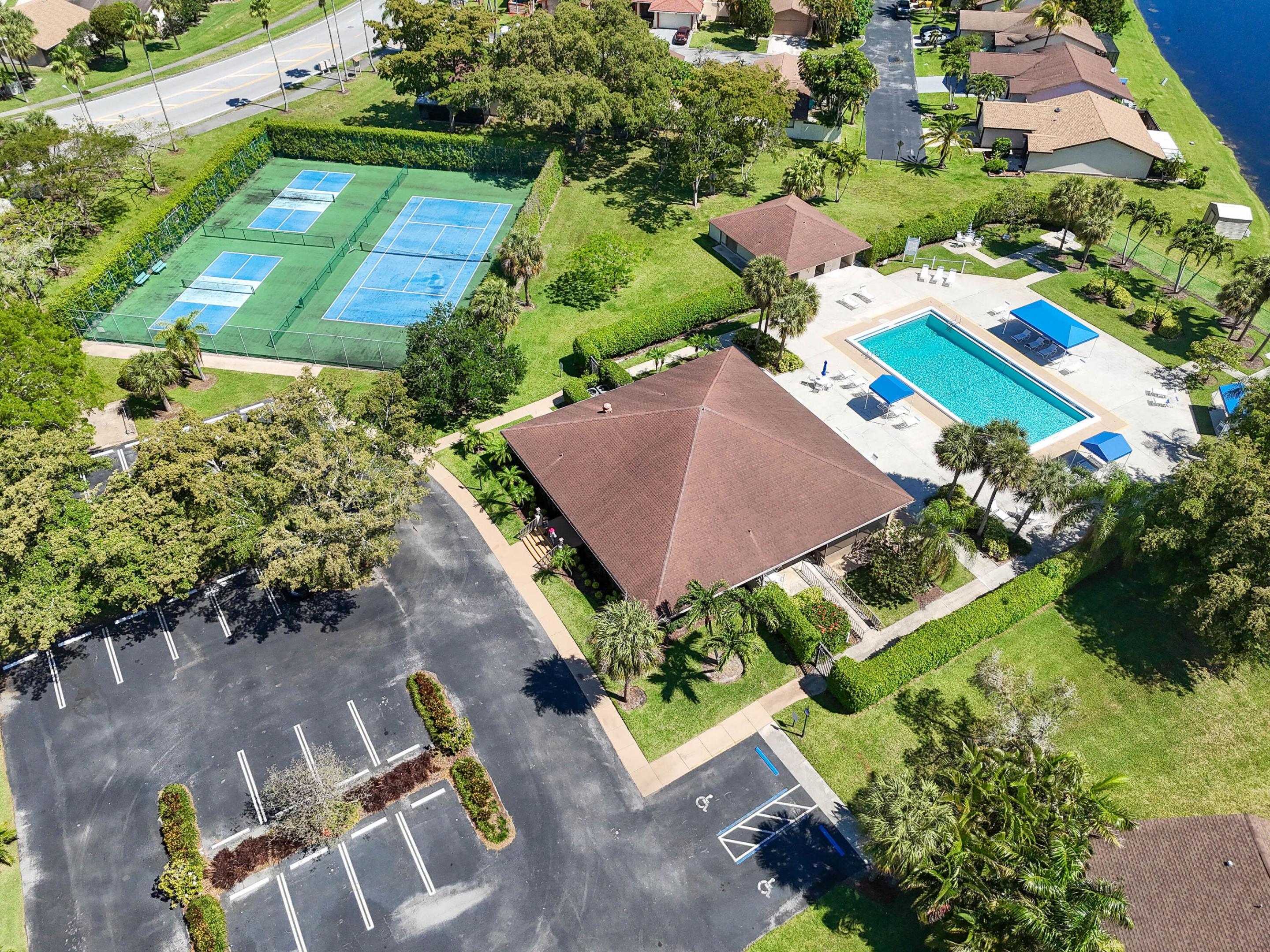 BOYNTON LAKES 1 - Residential