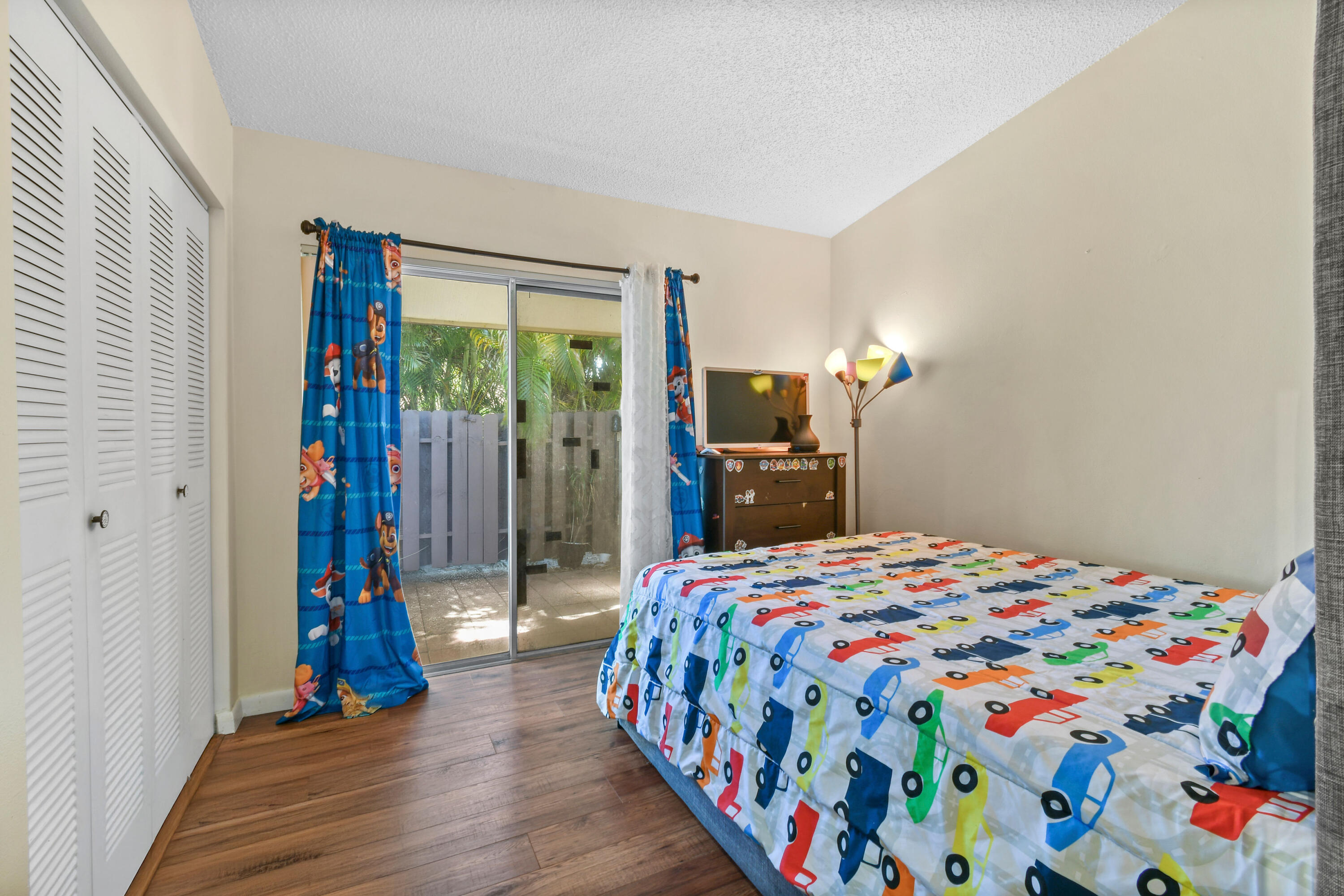 BOYNTON LAKES 1 - Residential
