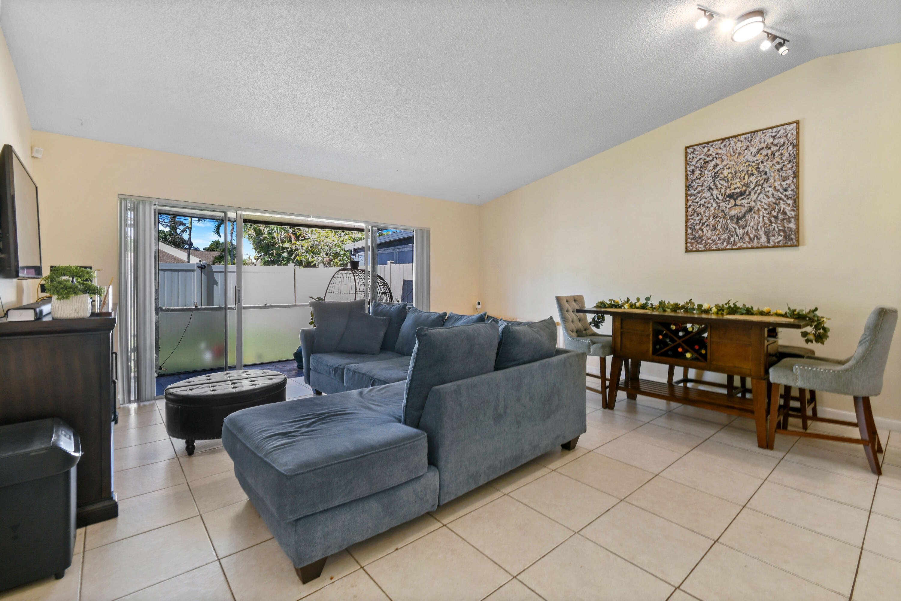BOYNTON LAKES 1 - Residential