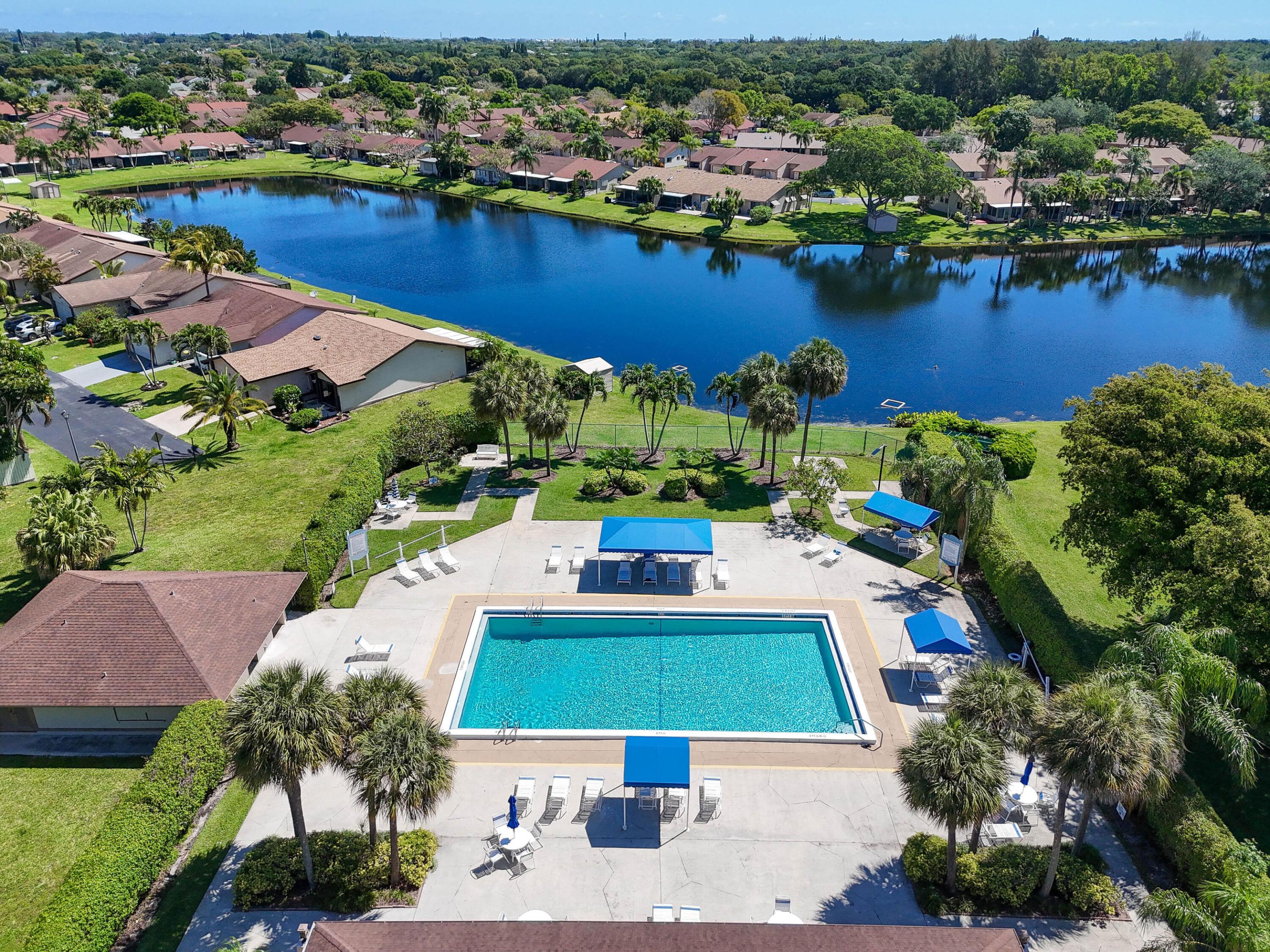 BOYNTON LAKES 1 - Residential