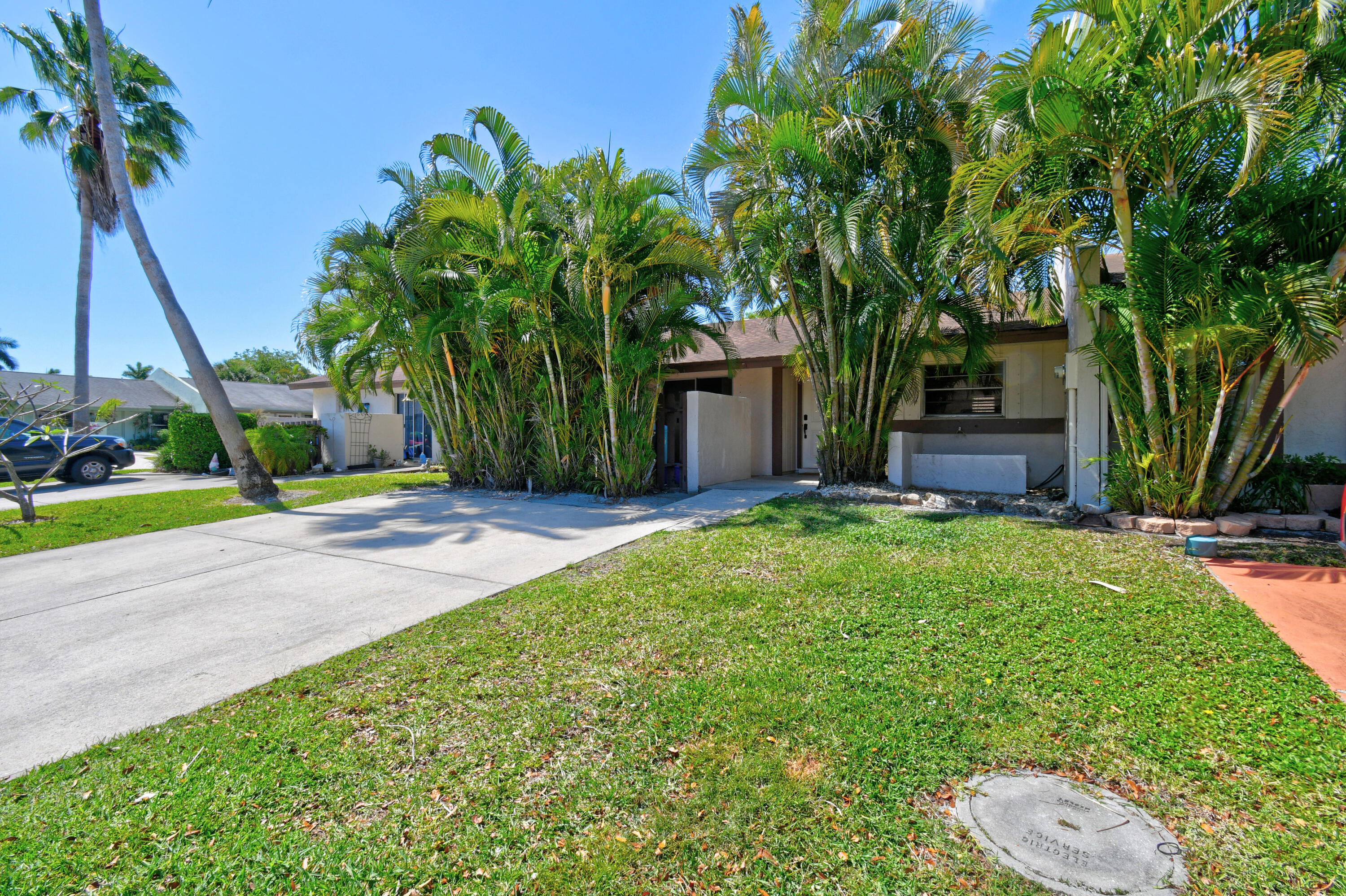 BOYNTON LAKES 1 - Residential