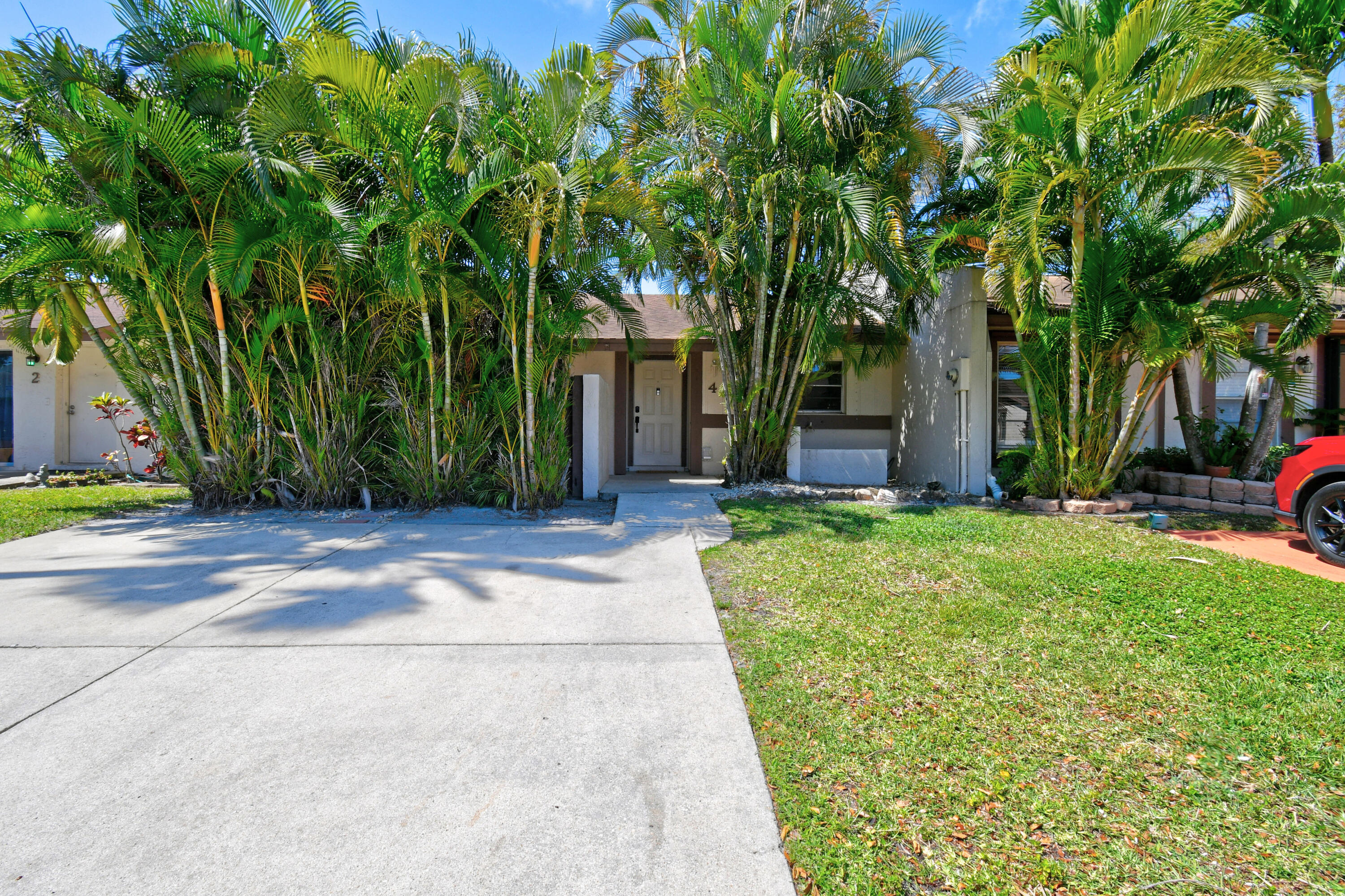 BOYNTON LAKES 1 - Residential