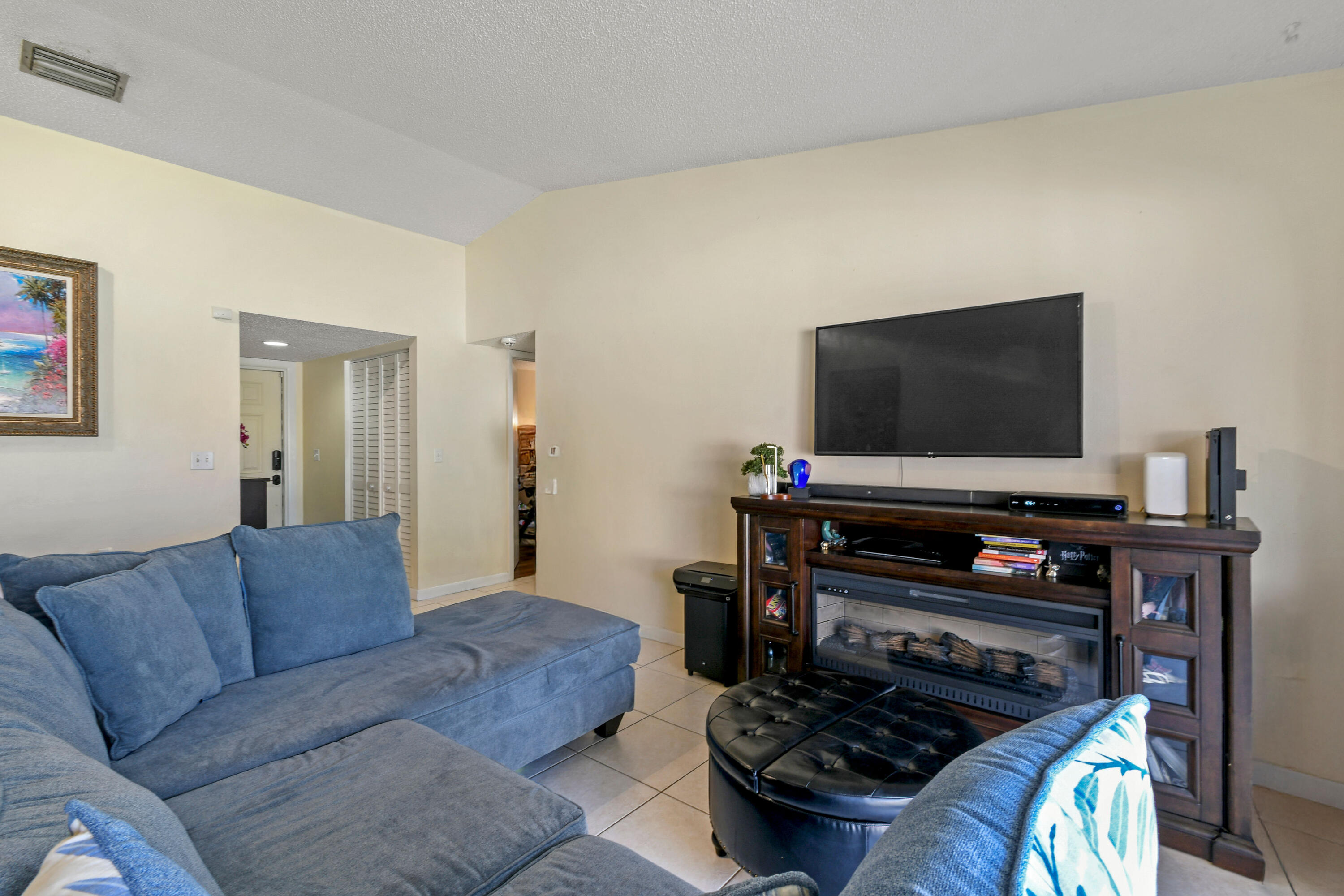 BOYNTON LAKES 1 - Residential