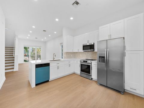 510 SE 7th Street 401 Fort Lauderdale FL 33301