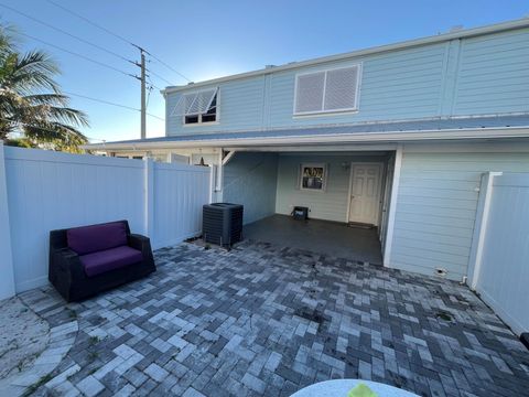 A home in Hutchinson Island