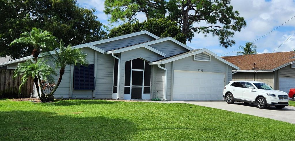 Photo of 6362 Mullin Street, Jupiter, FL 33458 (MLS # R10915772)