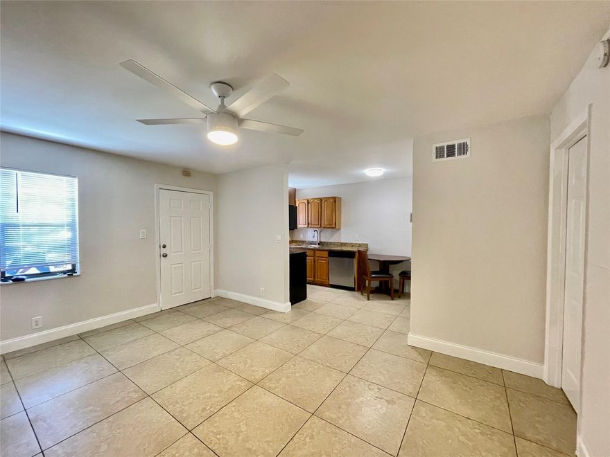 1 Bedroom 1 Bath on the Ground floor. Clean and freshly painted, ready to move in ASAP. Easy and quick approval process. Walking distance to Oakland Park Blvd, Sprouts grocery store, and easy access to downtown and main roads.