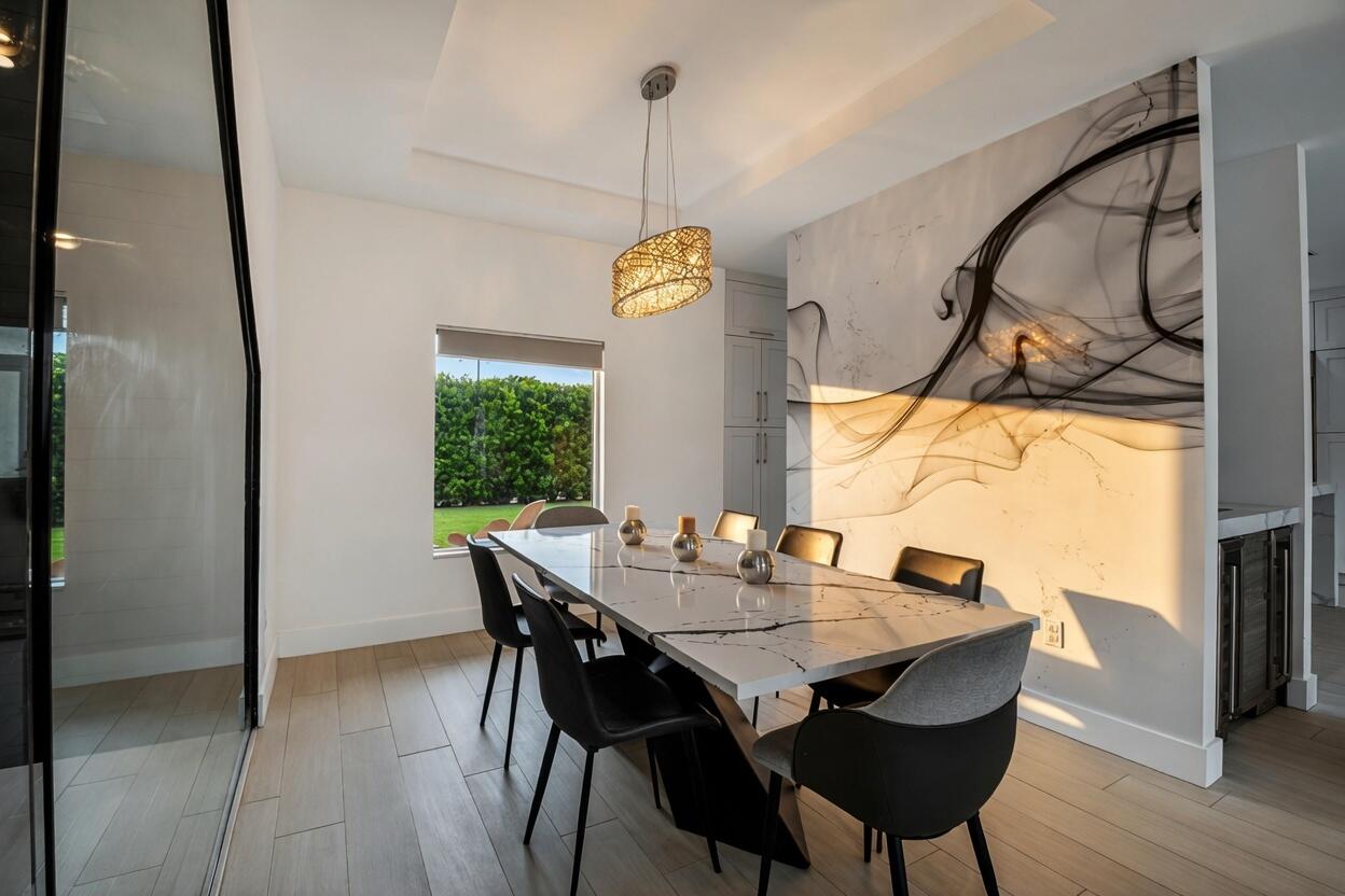LAKE FLORESTA PARK - Residential
