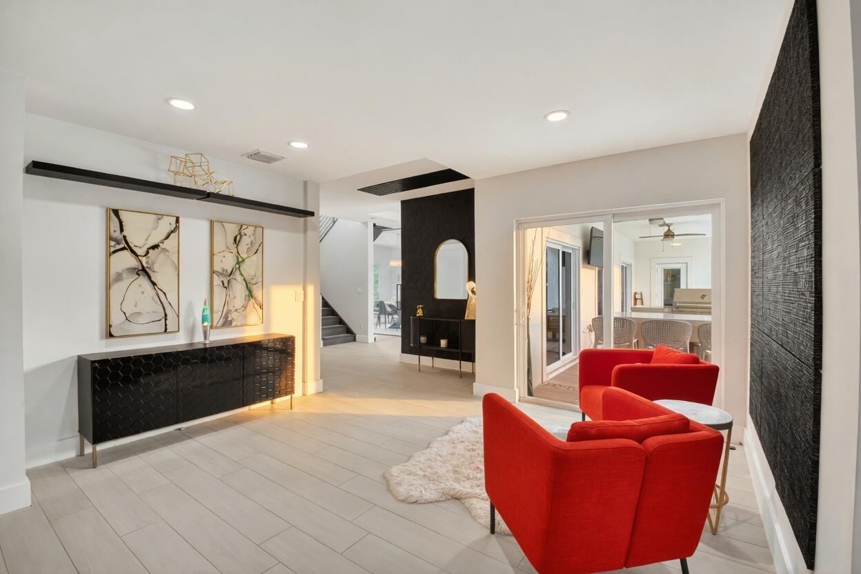 LAKE FLORESTA PARK - Residential