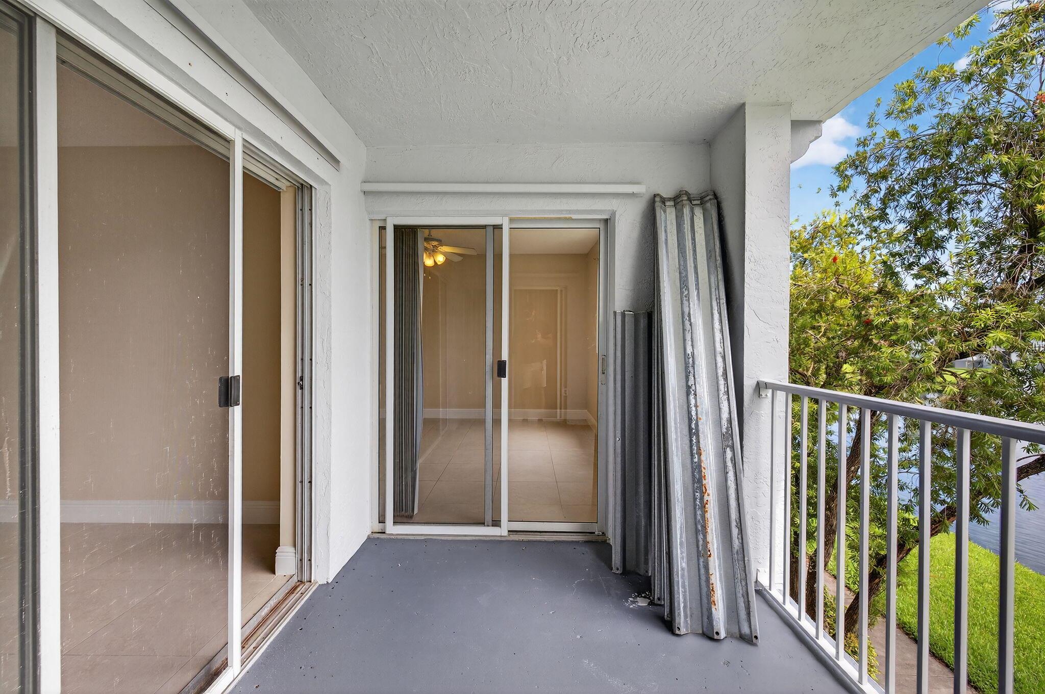 ROYAL GRAND CONDO - Residential