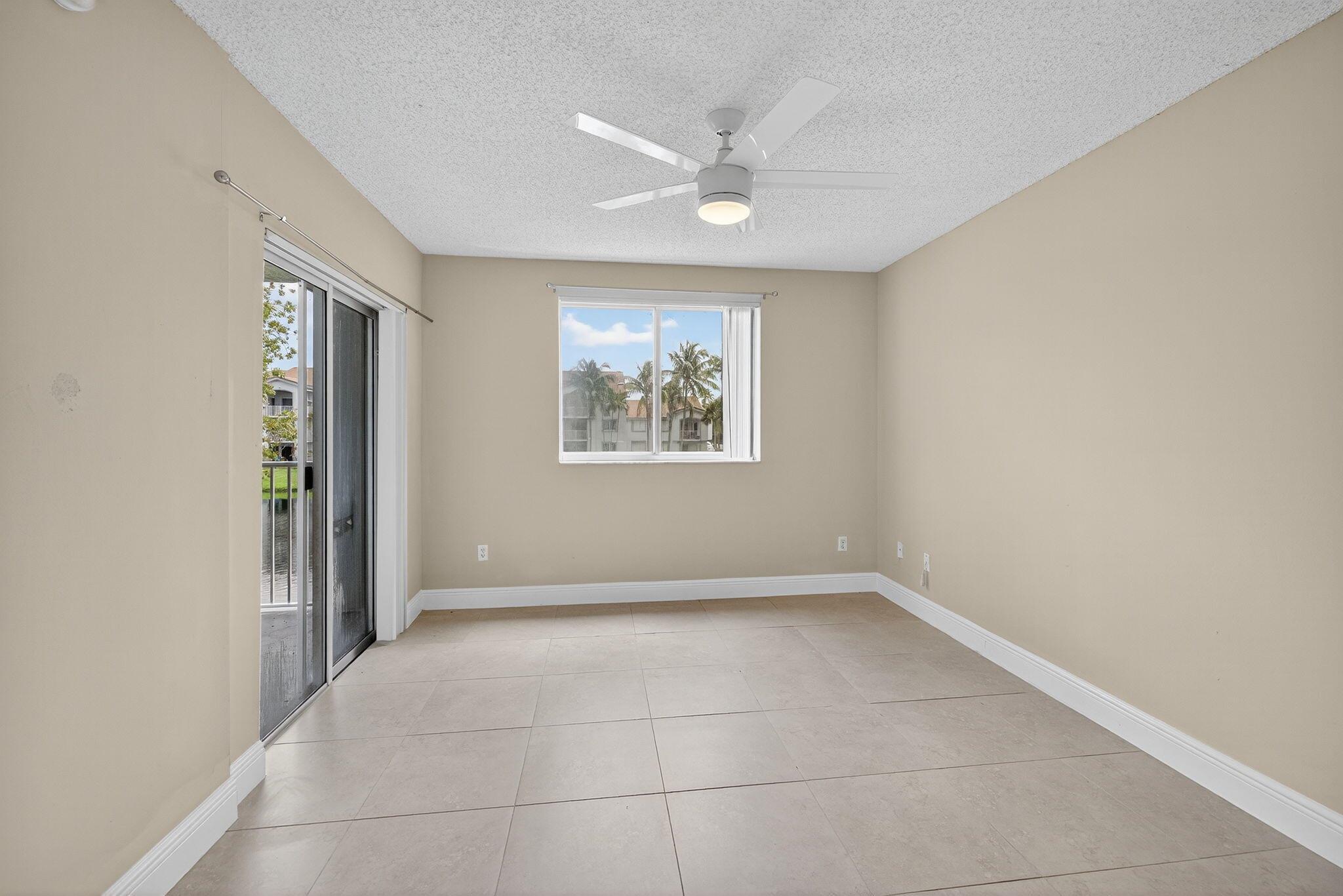 ROYAL GRAND CONDO - Residential