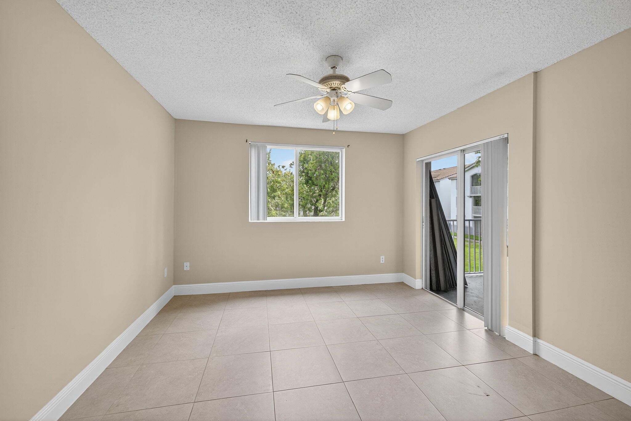 ROYAL GRAND CONDO - Residential