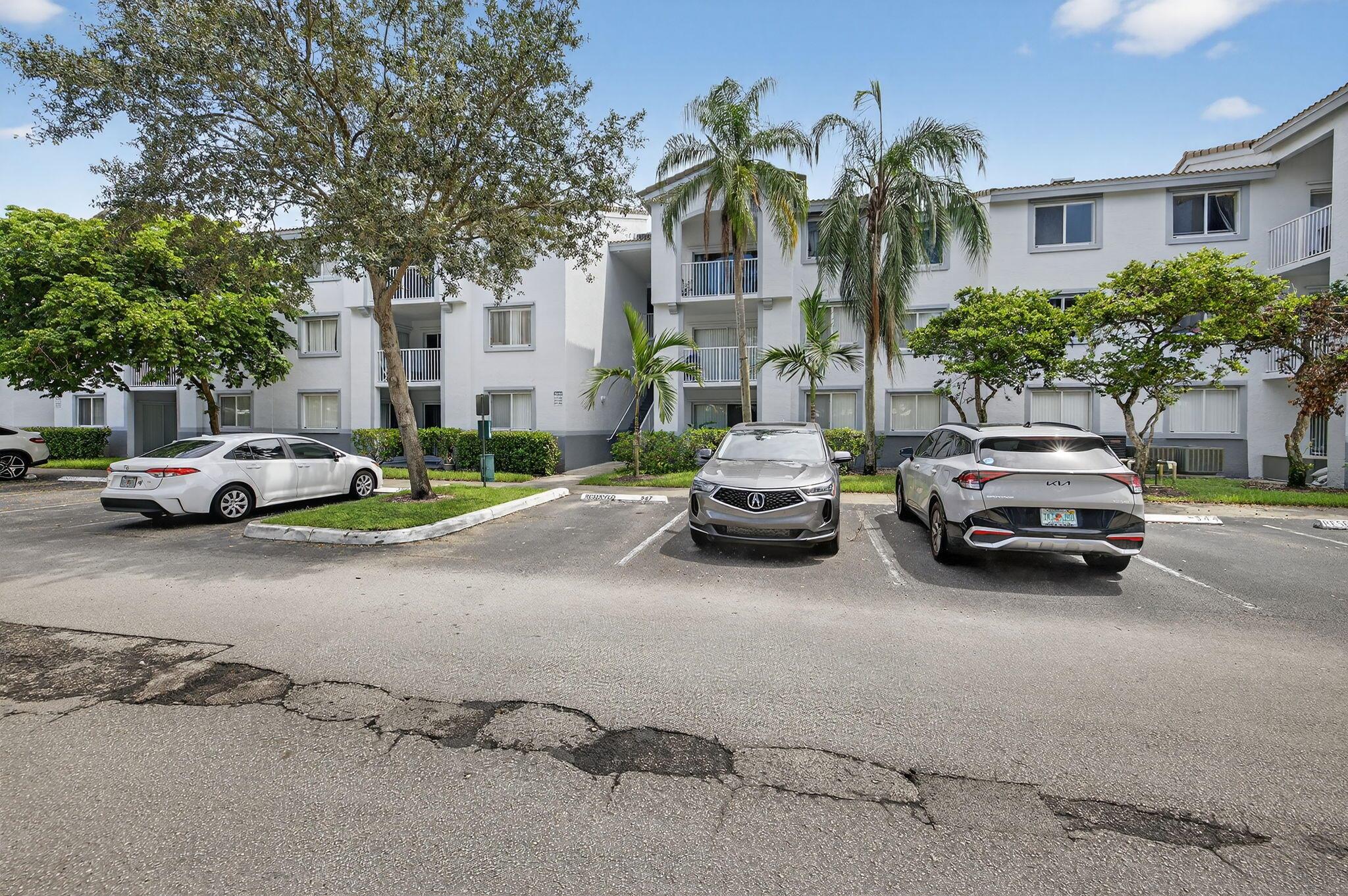 ROYAL GRAND CONDO - Residential