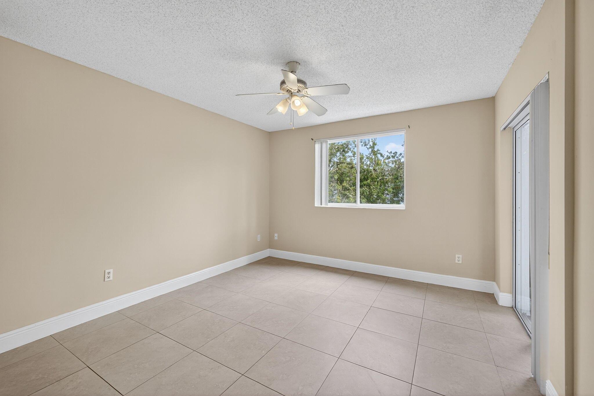 ROYAL GRAND CONDO - Residential