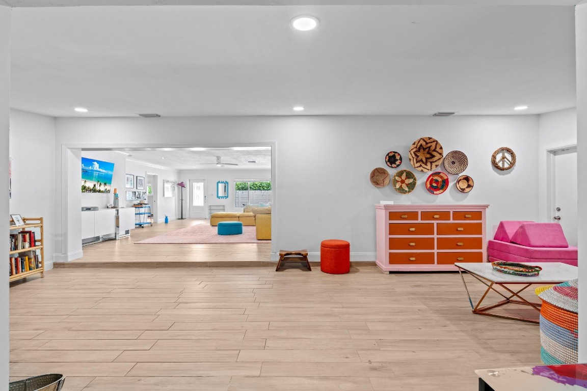 CORAL RIDGE ISLES - Residential