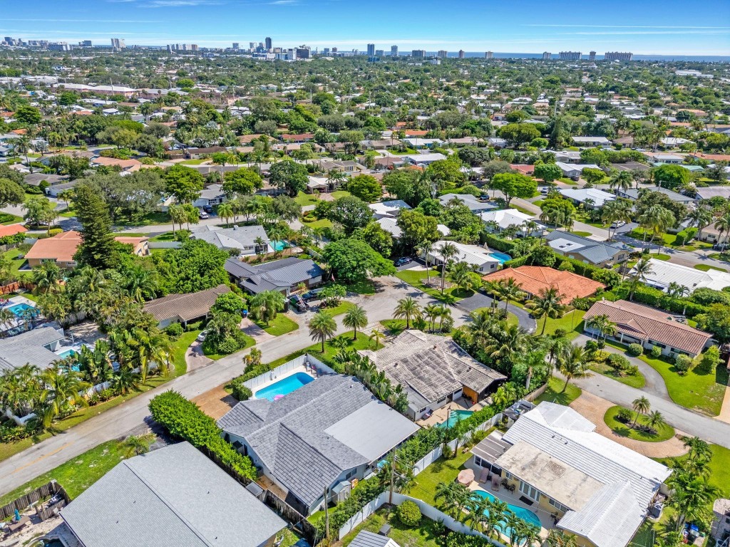 CORAL RIDGE ISLES - Residential