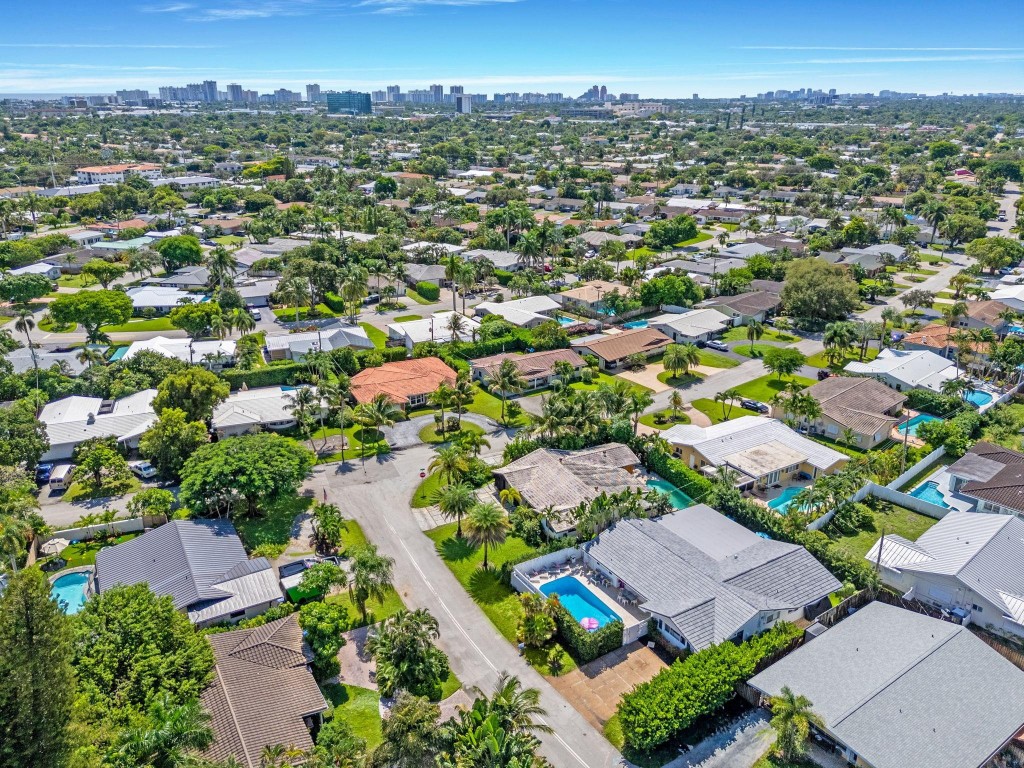 CORAL RIDGE ISLES - Residential