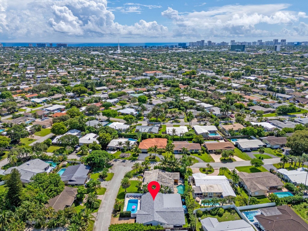 CORAL RIDGE ISLES - Residential