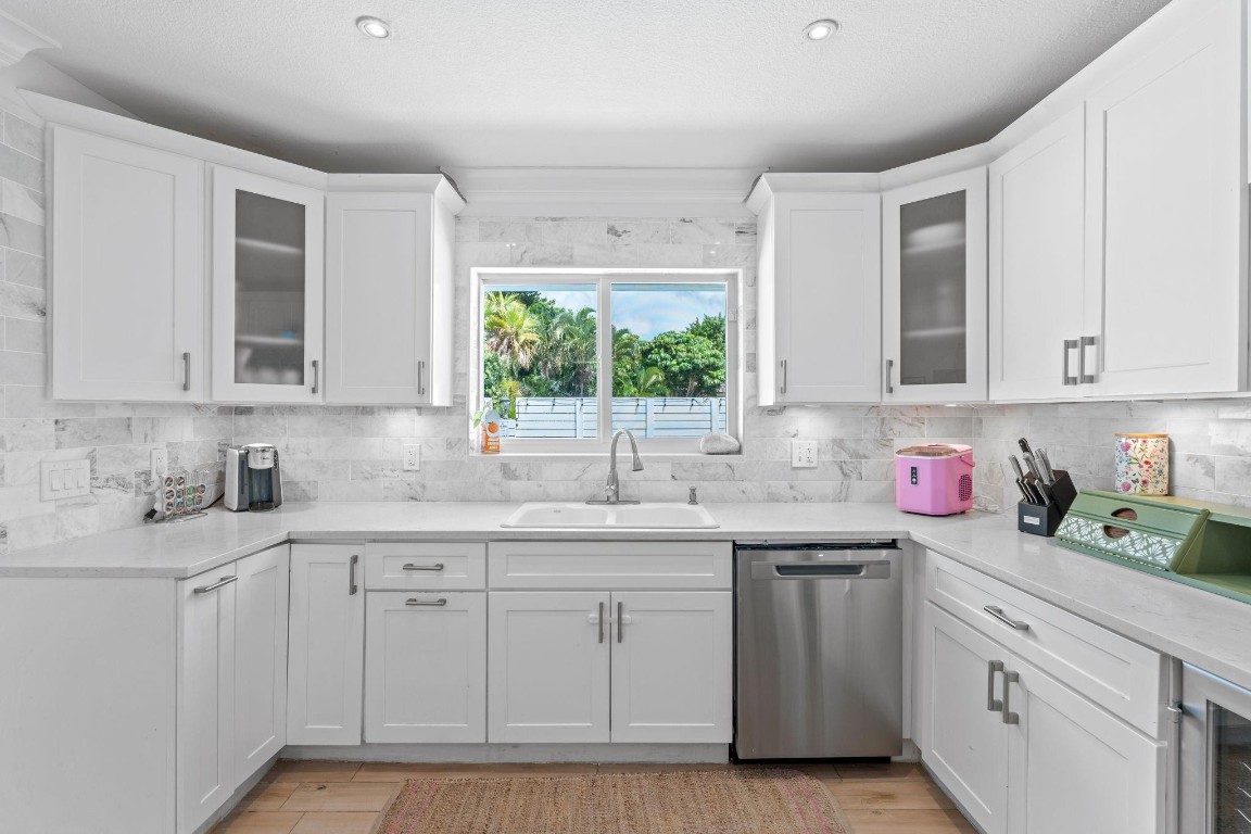 CORAL RIDGE ISLES - Residential