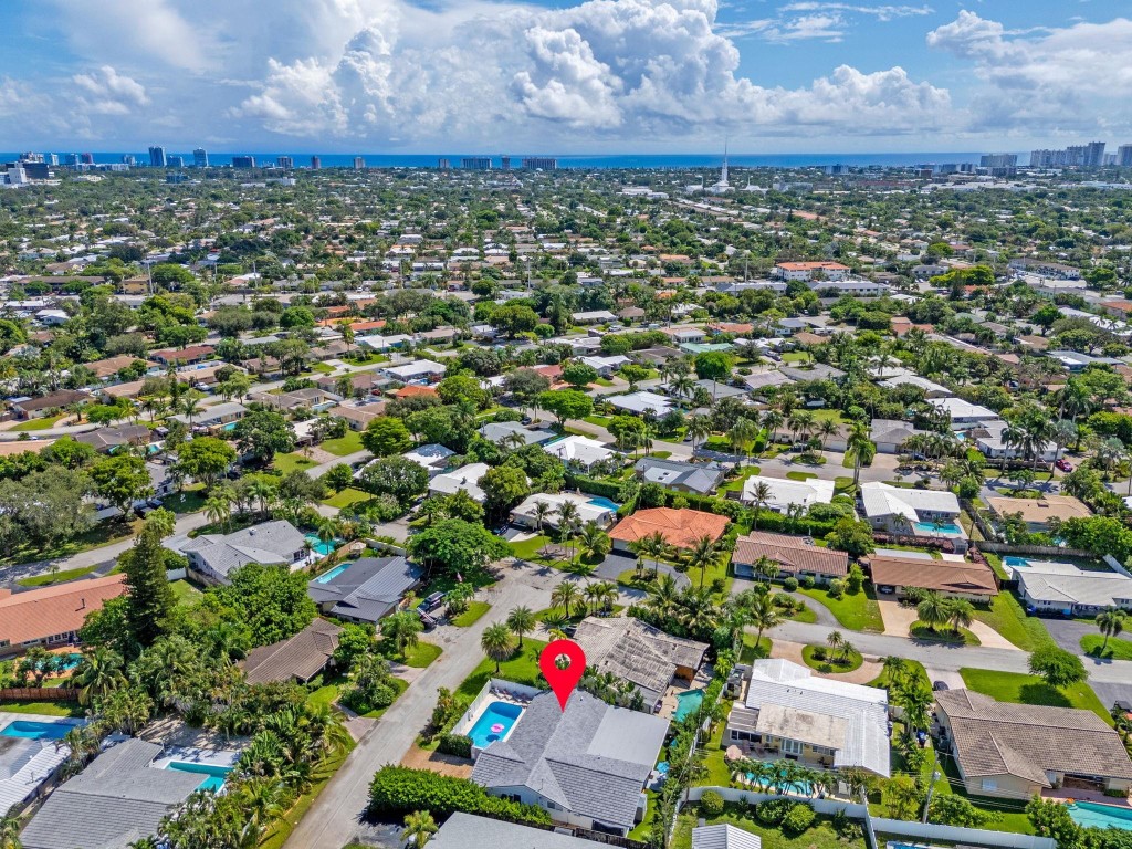 CORAL RIDGE ISLES - Residential