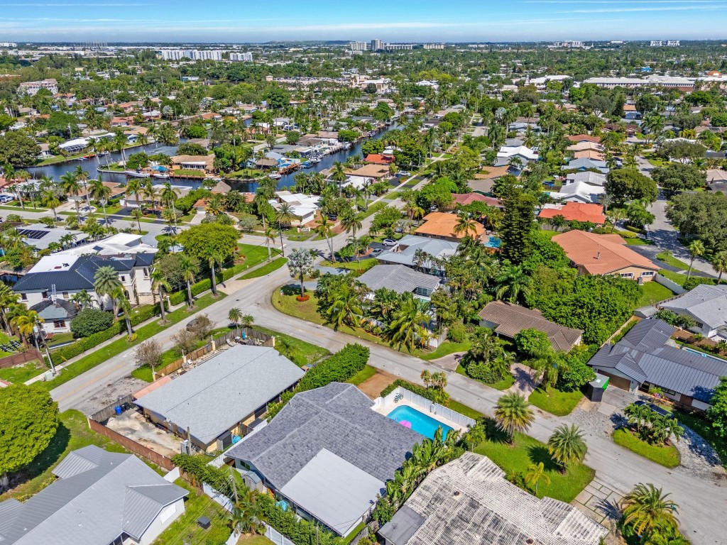 CORAL RIDGE ISLES - Residential