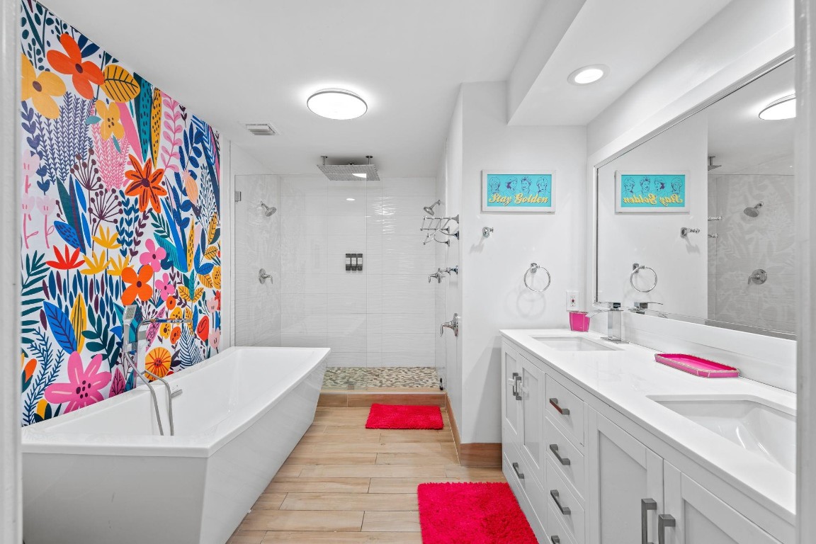 CORAL RIDGE ISLES - Residential