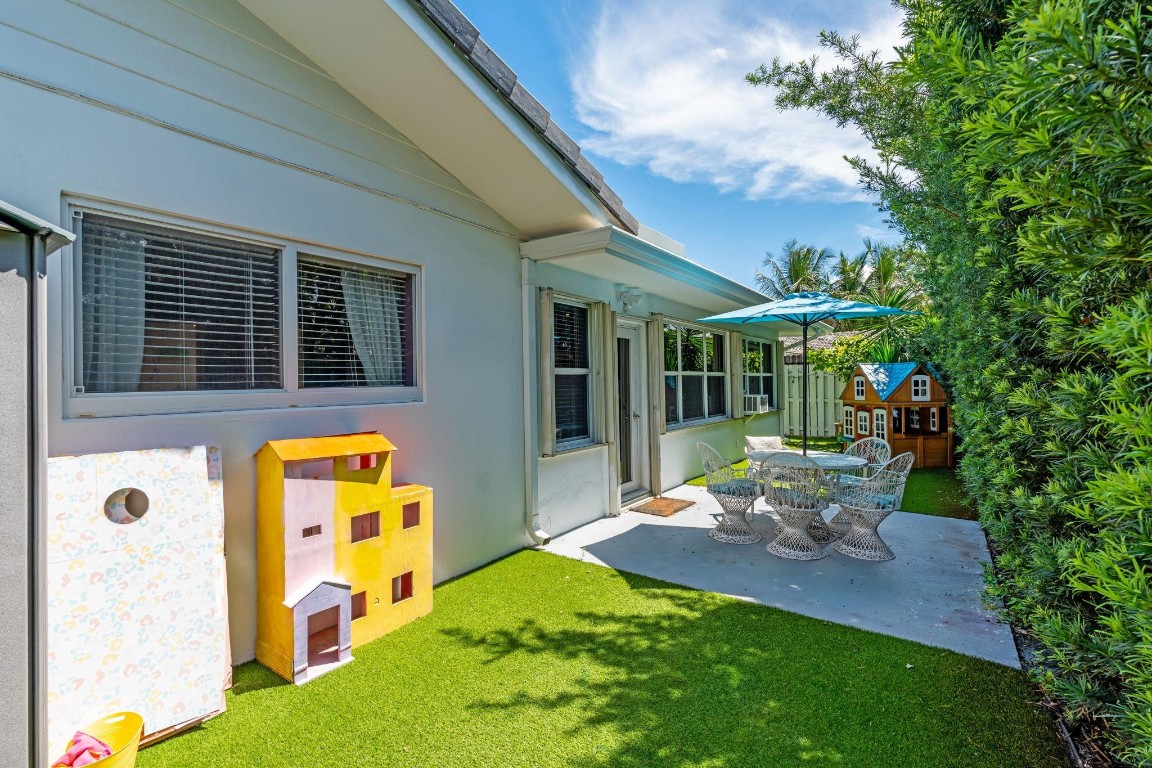 CORAL RIDGE ISLES - Residential