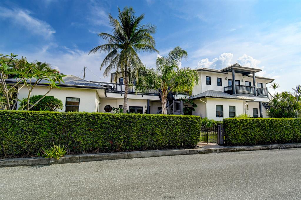 This beautiful 2/2 located right on the gorgeous beaches of Ocean Ridge, FL is ready for you to make it your ultimate beach sanctuary. Fully furnished and move-in-ready, this sparkling modern home has marble countertops, updated wood flooring throughout, and trendy furnishings. Ocean Ridge is just a short drive to the lively downtown of Delray Beach, The Atlantic Ave where you can find live entertainment and fine dining. Have your perfect beach day, every day, without the hassle of parking and walking long distances. A life of ease and beauty is awaiting you!