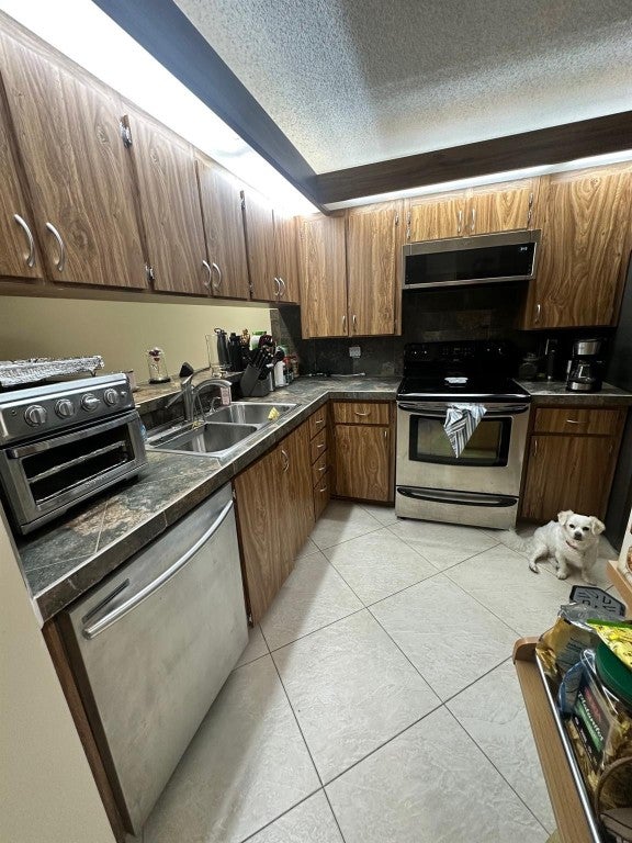 CONDO 4 OF WHITEHALL - Residential