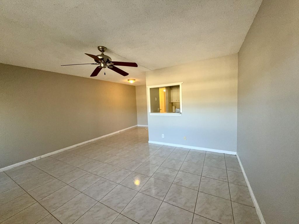 Photo of 166 Sussex I, West Palm Beach, FL 33417 (MLS # B26006228)
