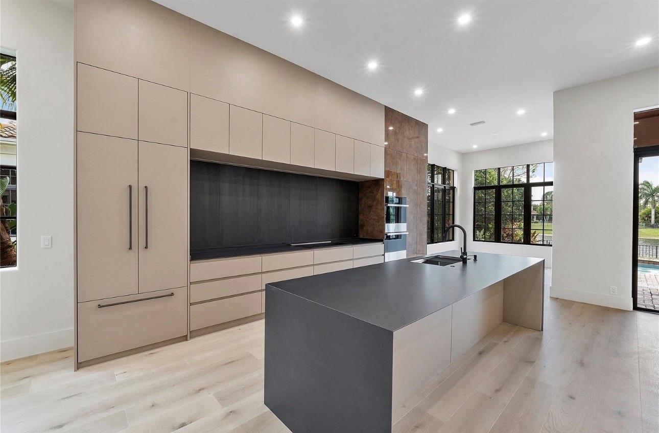 Parkland Golf & Country C - Residential Lease