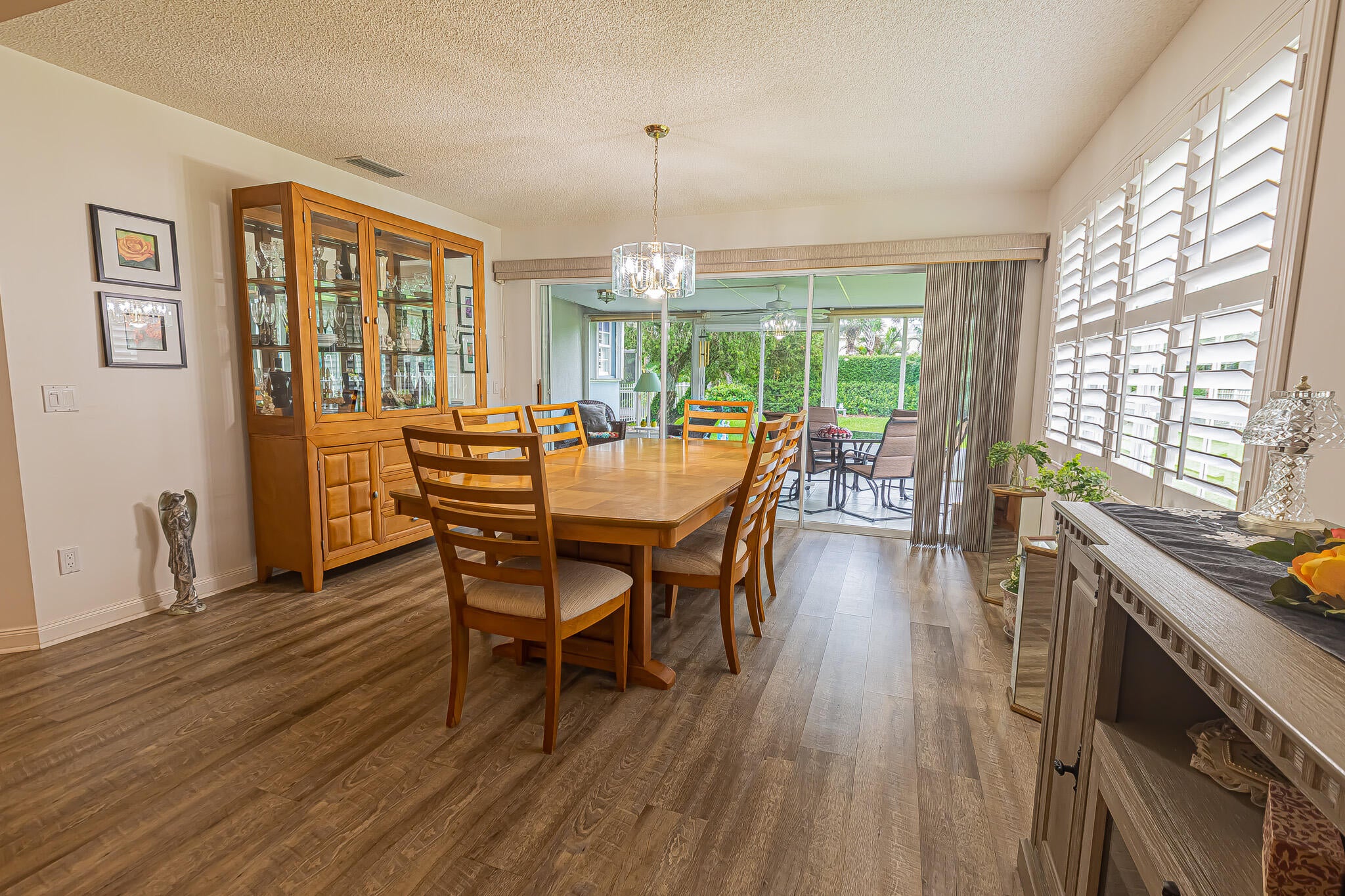 1540 NW Amherst Drive #A, Port St Lucie, FL, 34986/$314,000 3 1540 NW Amherst Drive #A