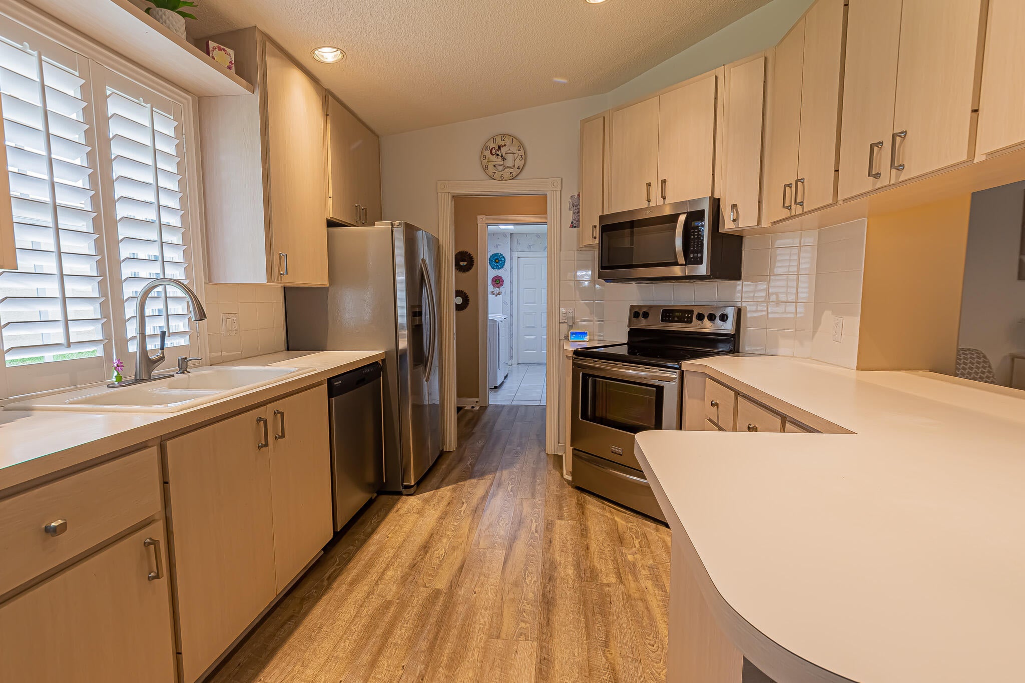 1540 NW Amherst Drive #A, Port St Lucie, FL, 34986/$314,000 2 1540 NW Amherst Drive #A