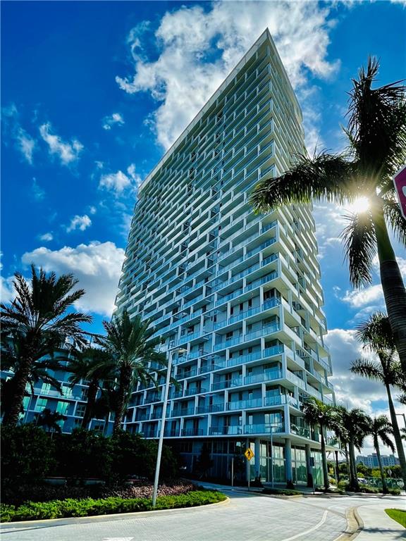 Metropica One - Residential